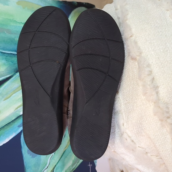 Women's Kora Bootie by Clarks SZ 8 1/2 - Picture 6 of 7